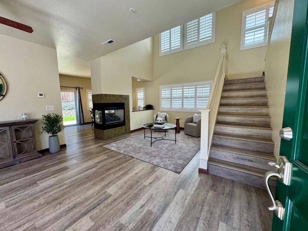 Salinas, CA 93908,18114 Stonehaven