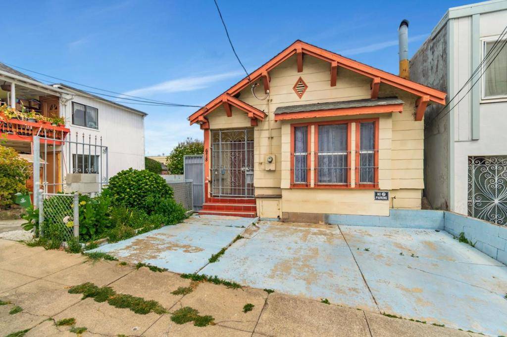 Daly City, CA 94014,678 Bellevue AVE