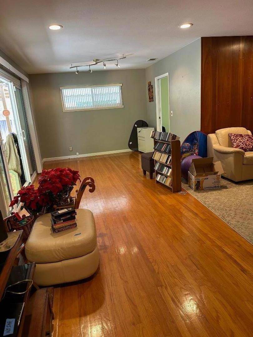 Sunnyvale, CA 94087,1014 W Homestead RD
