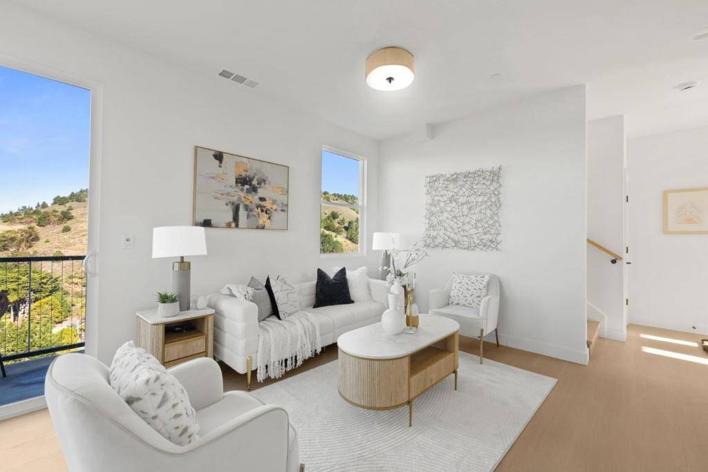 Pacifica, CA 94044,801 Fassler AVE