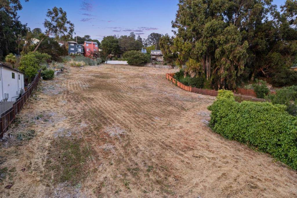 Oakland, CA 94605,2900 Parker AVE