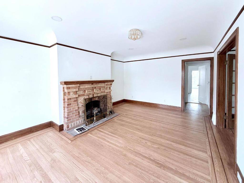 San Francisco, CA 94124,1587 Revere AVE