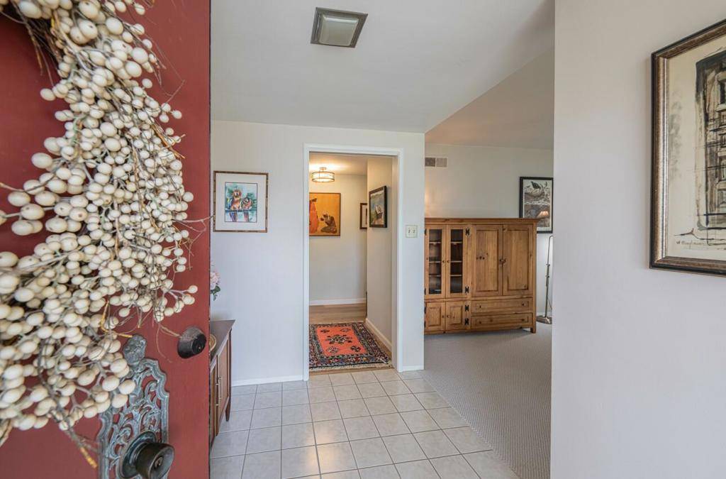 Salinas, CA 93901,329 San Vincente AVE