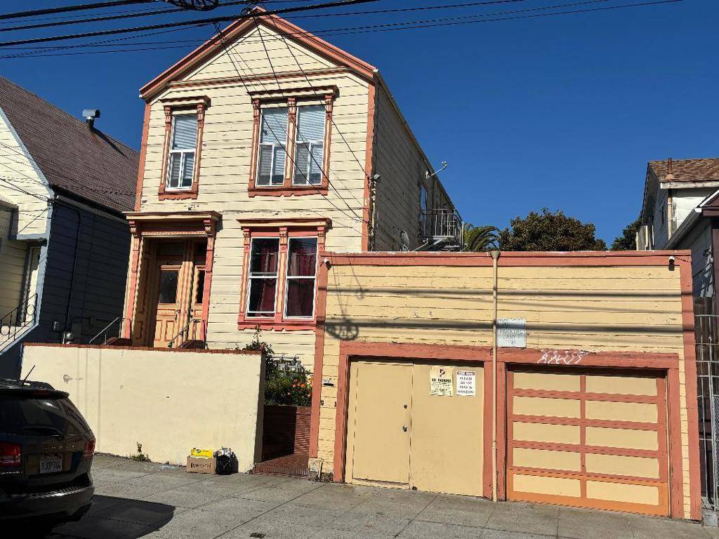 13391341 York ST San Francisco, CA 94110