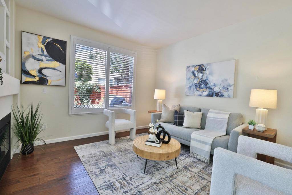 Milpitas, CA 95035,21 Pond CT