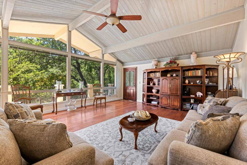 Morgan Hill, CA 95037,13700 Sycamore DR