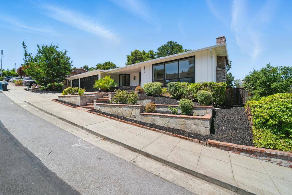 San Mateo, CA 94403,1406 Cedarwood DR