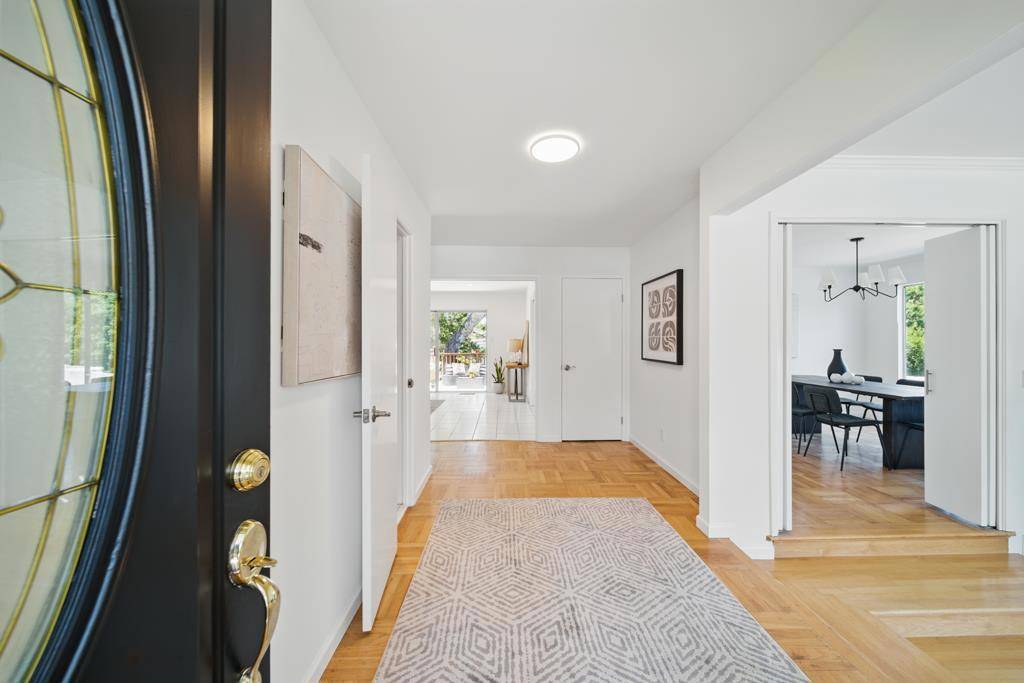 San Mateo, CA 94403,1406 Cedarwood DR