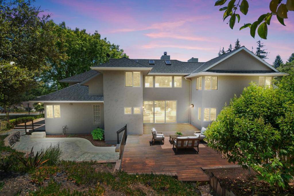 Corralitos, CA 95076,125 Orchard Heights LN