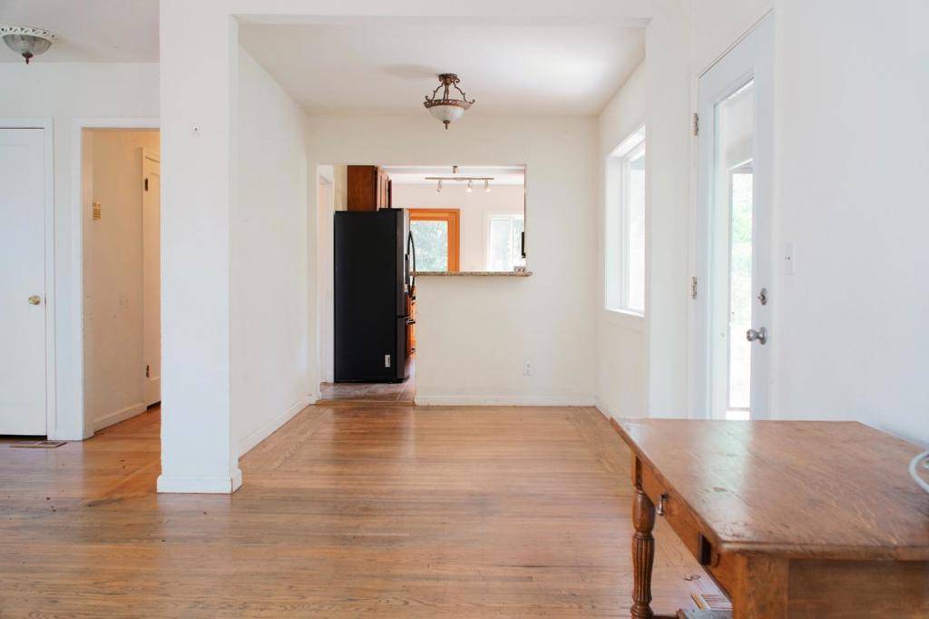 Oakland, CA 94605,3433 Encina WAY