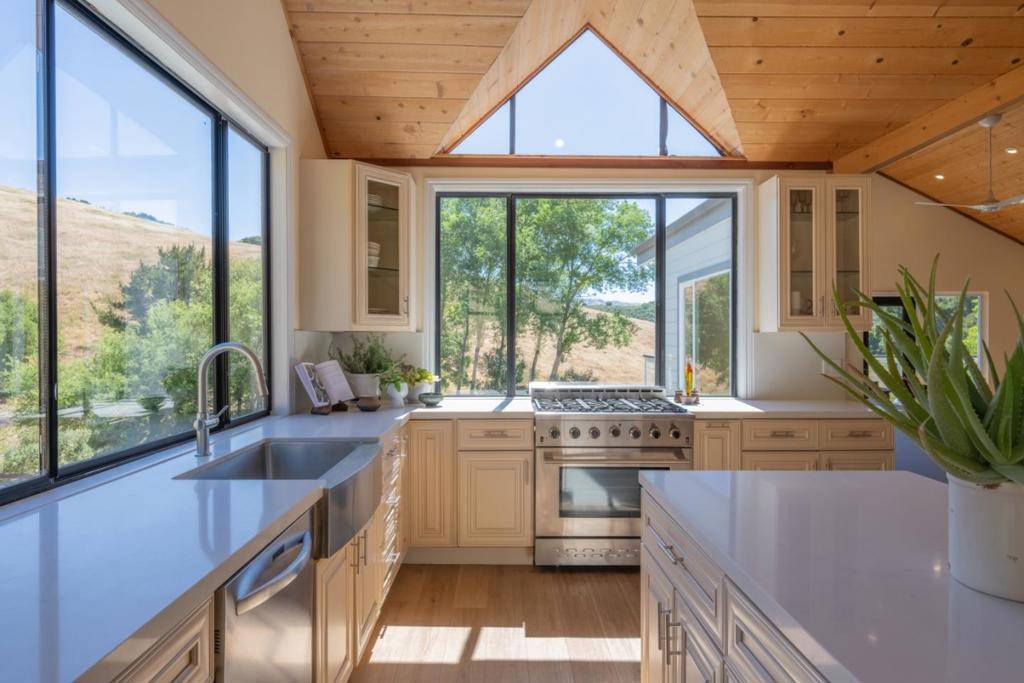 Carmel Valley, CA 93924,31315 Via La Naranga