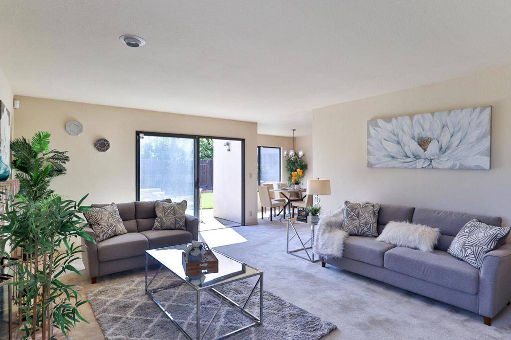 Gilroy, CA 95020,8760 Rancho Hills DR
