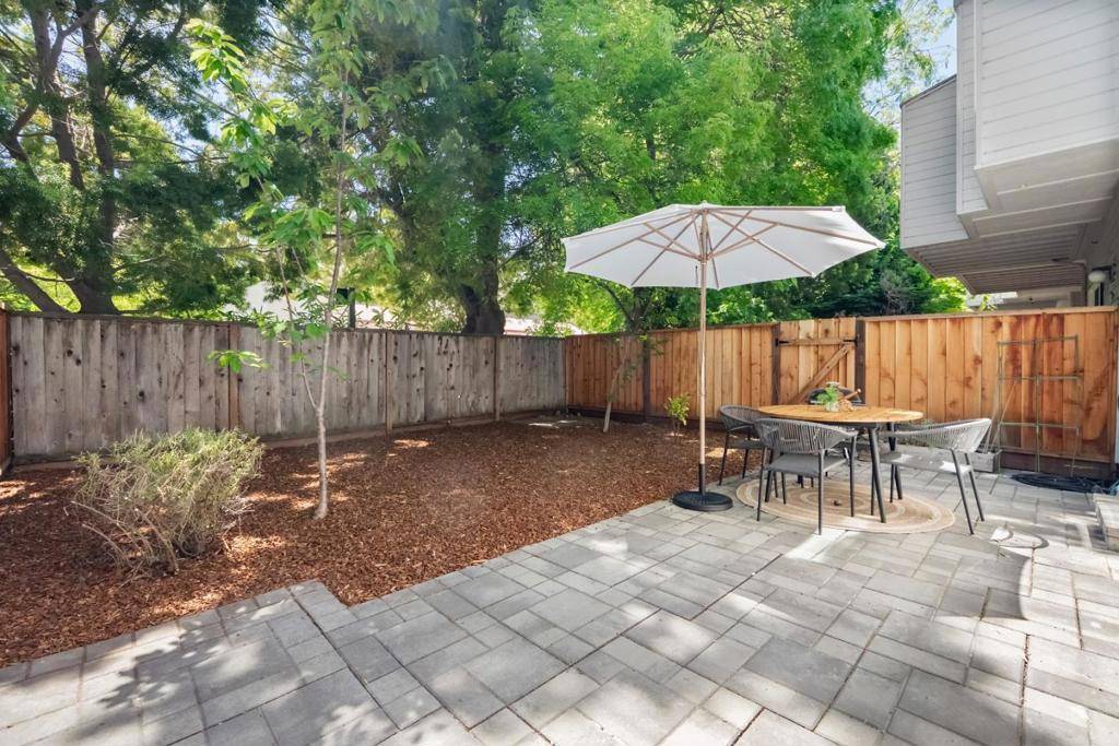Mountain View, CA 94043,366 Sierra Vista AVE #1