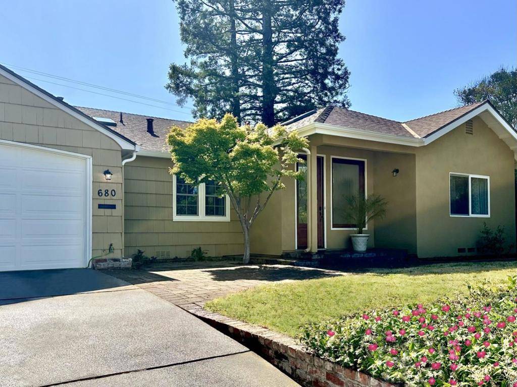 Palo Alto, CA 94306,680 Georgia AVE
