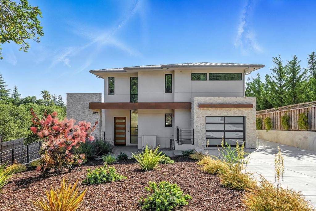 Los Altos, CA 94024,1127 Hillslope PL