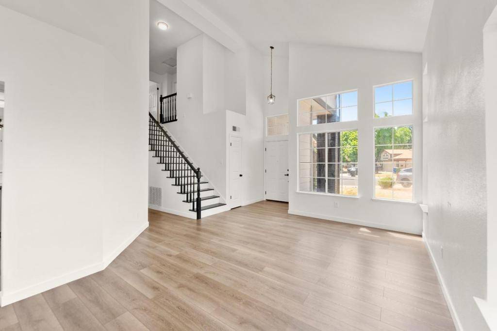 Elk Grove, CA 95758,6431 Canyon Creek WAY