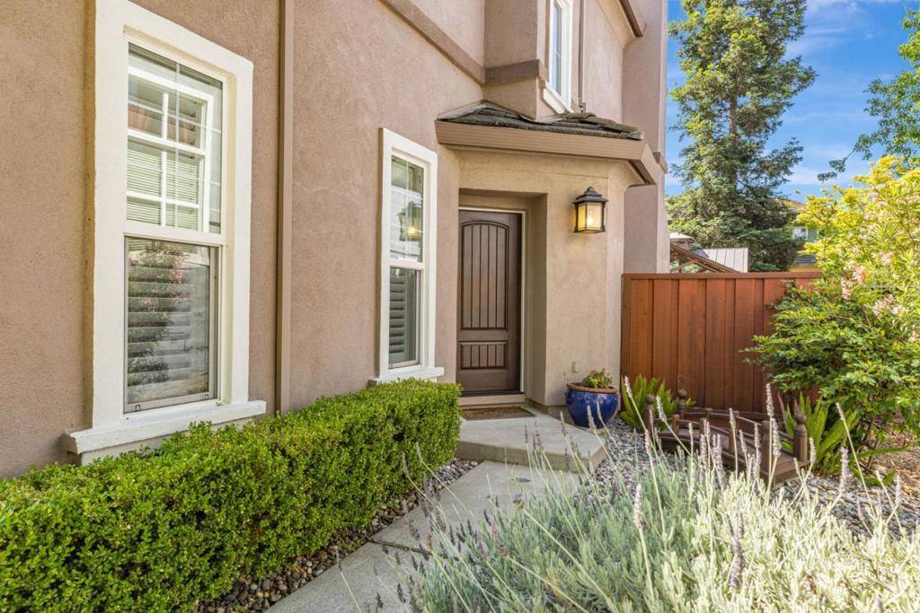 Livermore, CA 94551,5889 Woodrose WAY