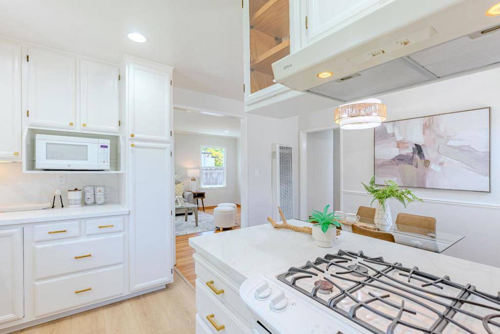 143 Florence ST Sunnyvale, CA 94086