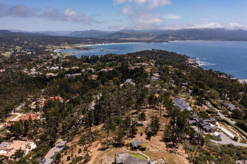 Pebble Beach, CA 93953,1272 Portola RD