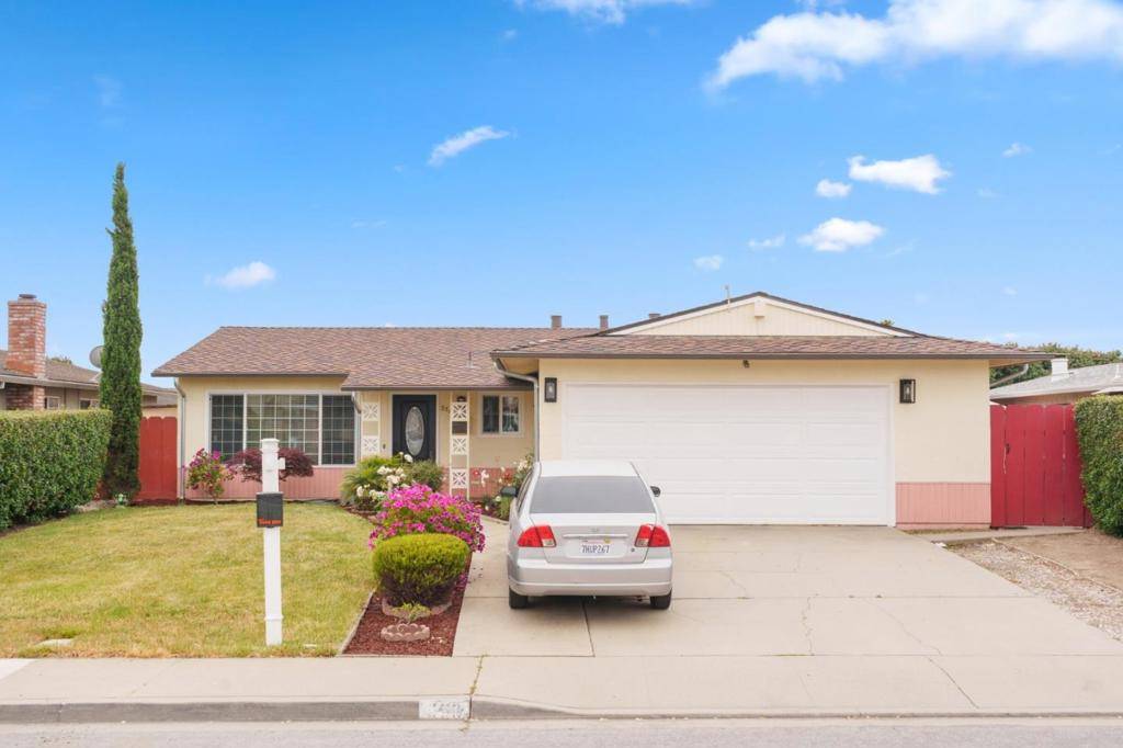 Salinas, CA 93906,556 Los Coches AVE