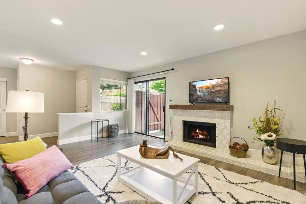 Morgan Hill, CA 95037,18013 Hillwood LN