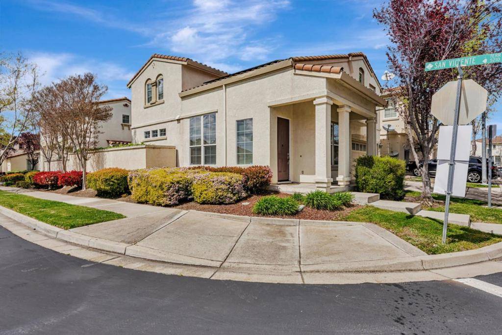 Dublin, CA 94568,4192 Preciado DR