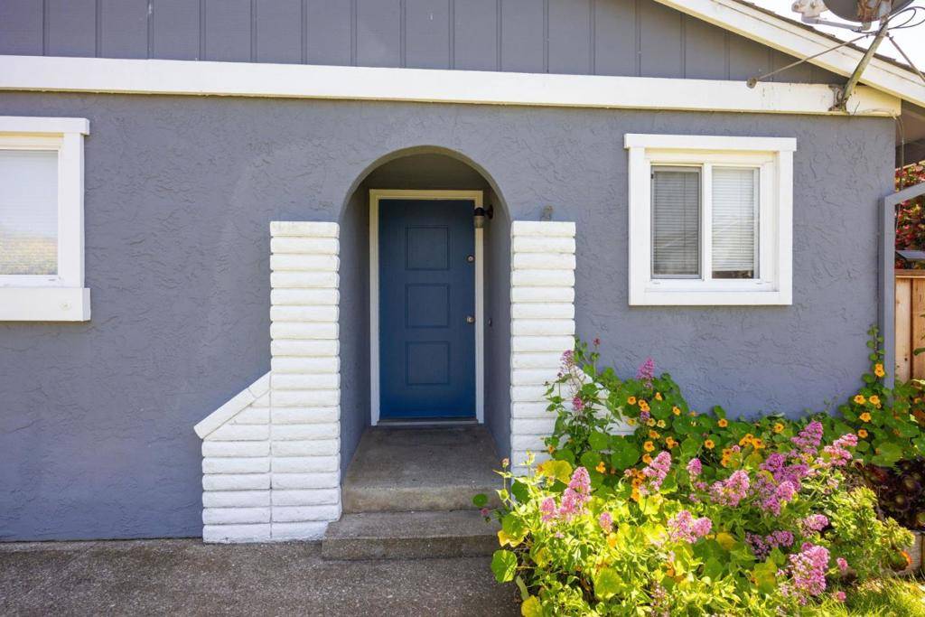 Half Moon Bay, CA 94019,1026 Suzanne CT