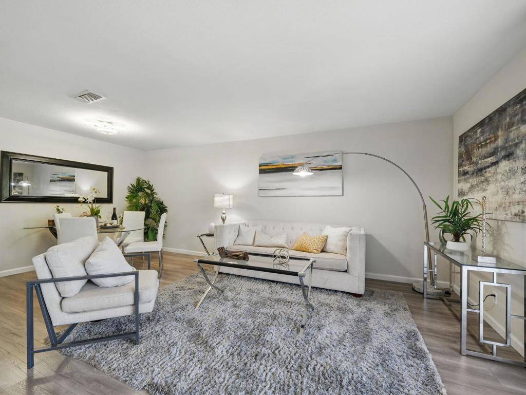 Sunnyvale, CA 94085,612 San Conrado TER #7