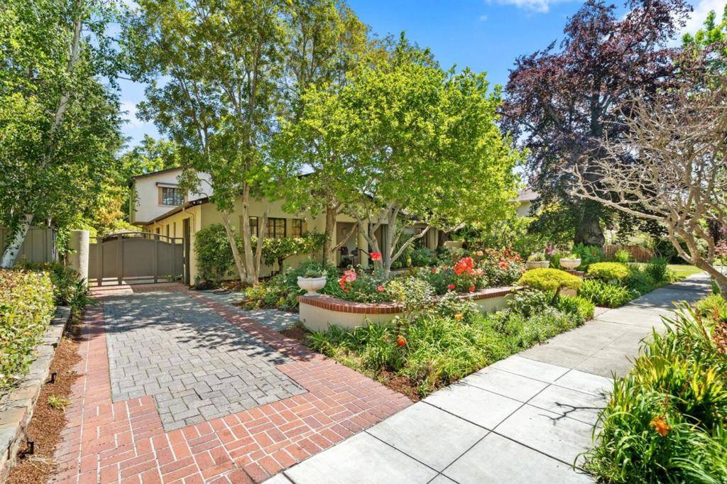 Palo Alto, CA 94301,2365 Waverley ST