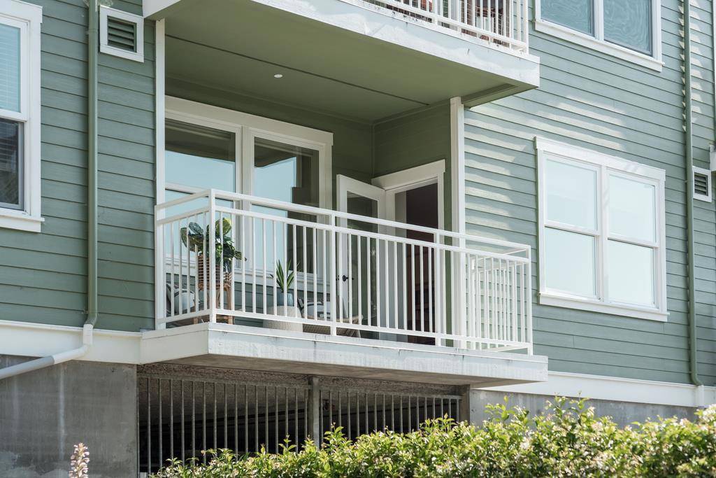 Santa Cruz, CA 95062,708 Frederick ST #204
