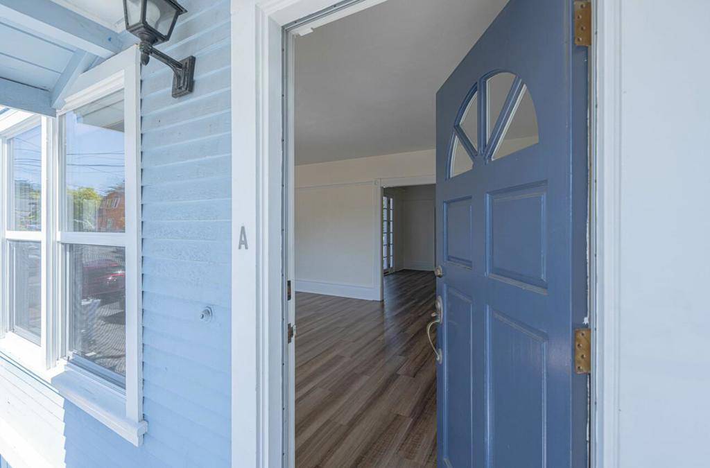Pacific Grove, CA 93950,206 Cypress AVE