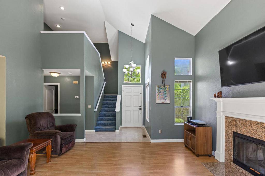 Morgan Hill, CA 95037,542 Via Sorrento