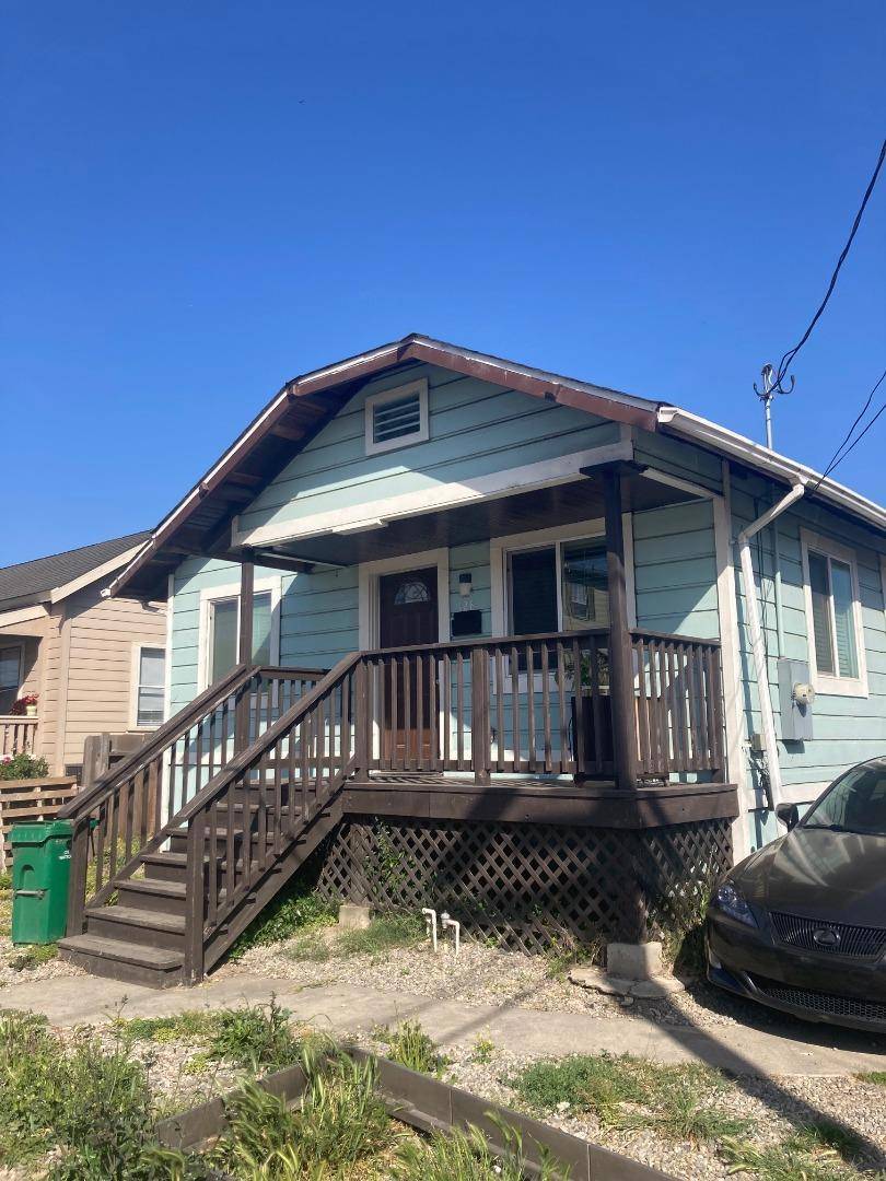 Watsonville, CA 95076,124 Riverside DR