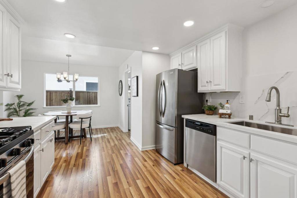 Milpitas, CA 95035,1549 Portola DR