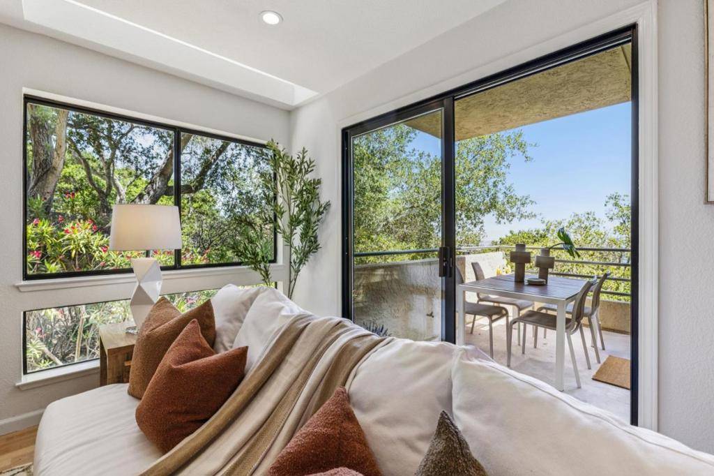 San Carlos, CA 94070,438 Portofino DR #101