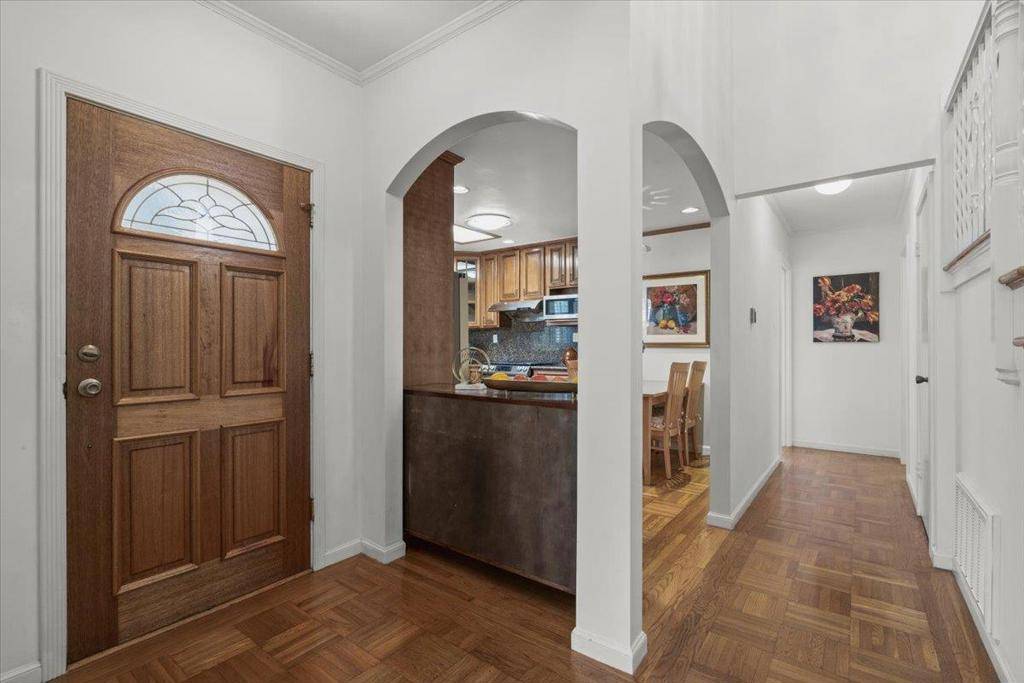 San Francisco, CA 94132,33 Escondido AVE