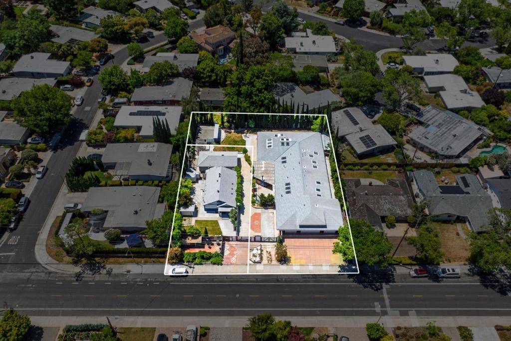 Palo Alto, CA 94303,3160 Louis RD