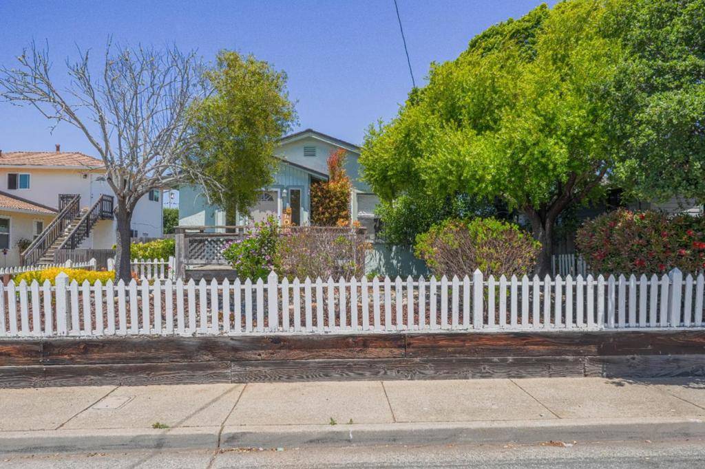 Seaside, CA 93955,1285 Harcourt AVE