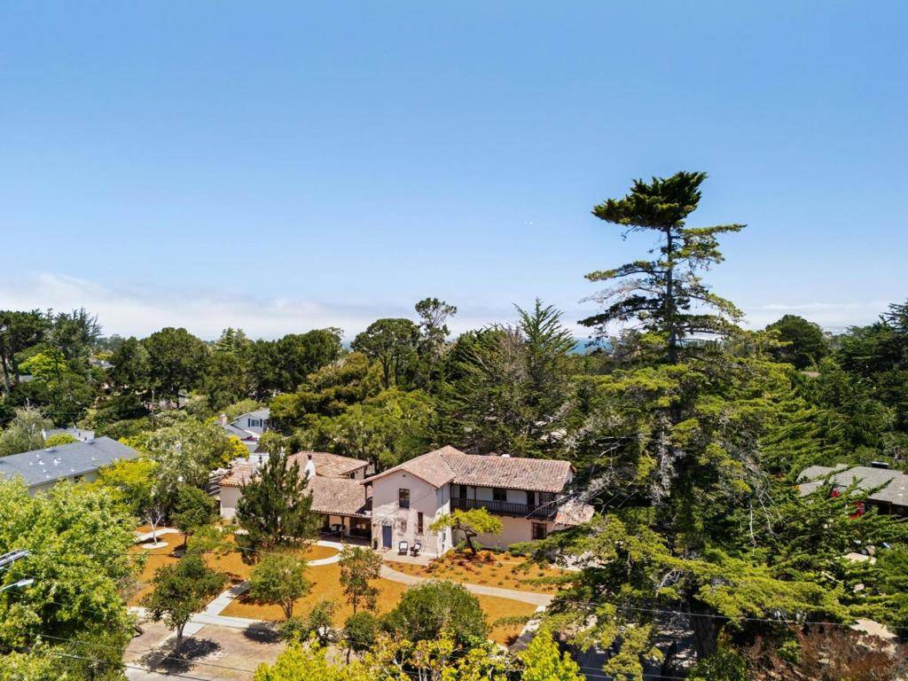 Monterey, CA 93940,401 San Bernabe DR