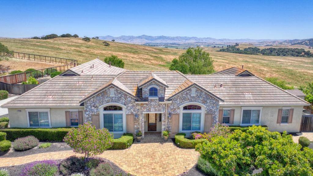 San Juan Bautista, CA 95045,936 Calle Cruz