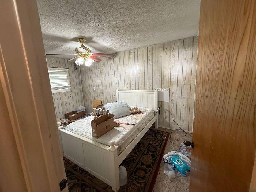 Los Banos, CA 93635,160 N Santa Rosa ST