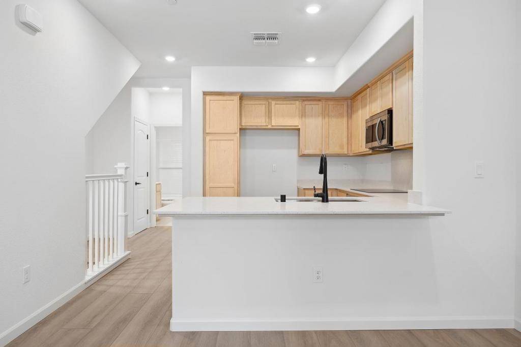 Castro Valley, CA 94546,3710 Scribe WAY