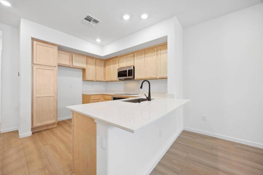 Castro Valley, CA 94546,3710 Scribe WAY