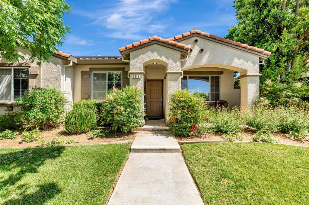 Gilroy, CA 95020,1315 Cypress CT
