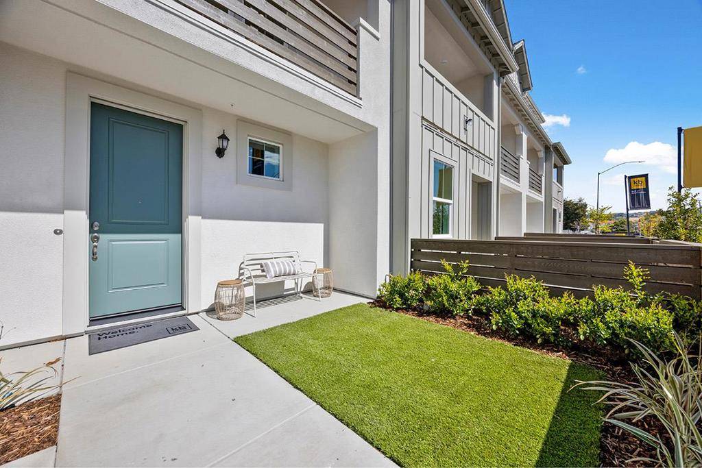 Castro Valley, CA 94546,3834 Norbridge AVE
