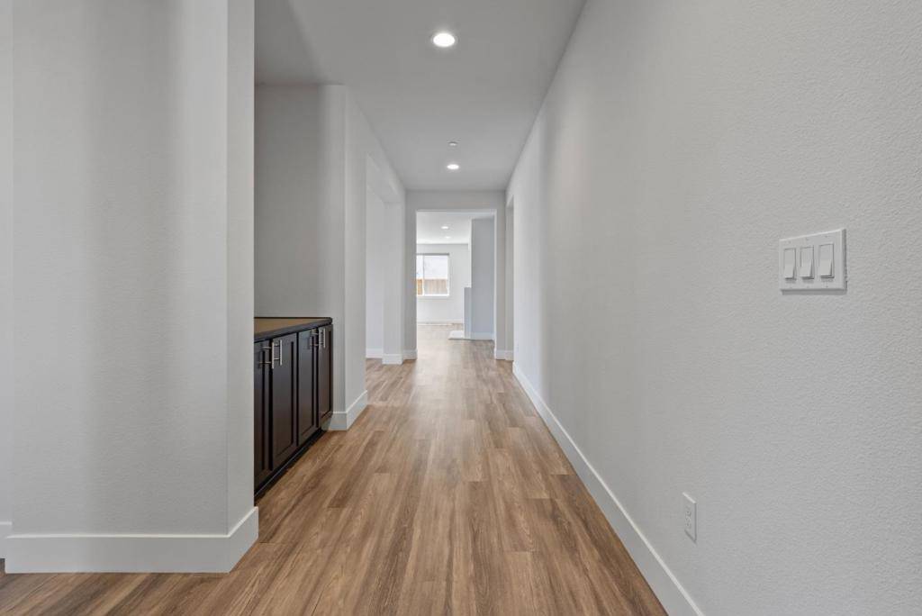 San Juan Bautista, CA 95045,277 Copperleaf LN