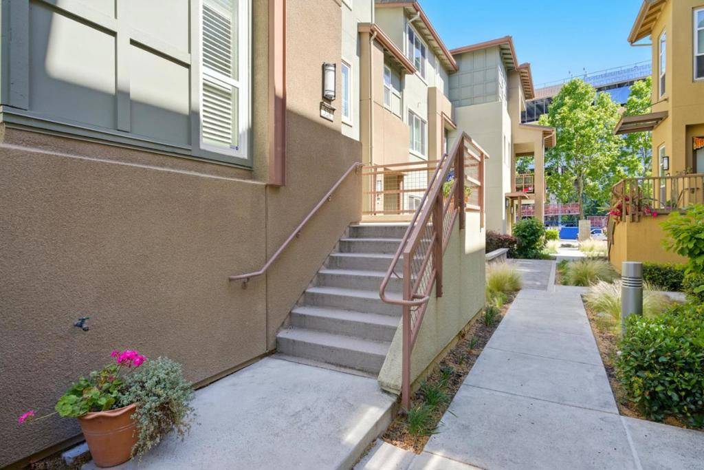 Milpitas, CA 95035,528 Odyssey LN