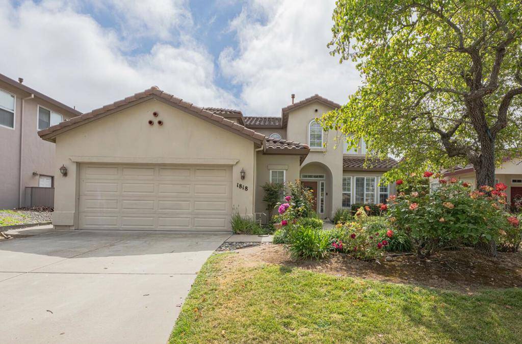 Salinas, CA 93906,1818 Lancashire DR