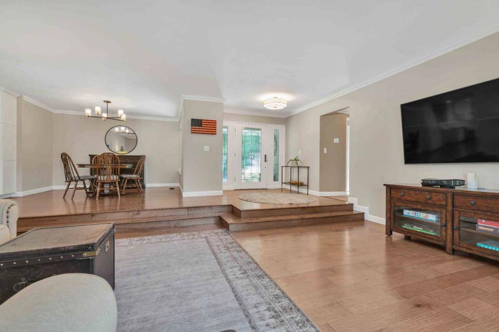 Morgan Hill, CA 95037,3480 White Oak CT