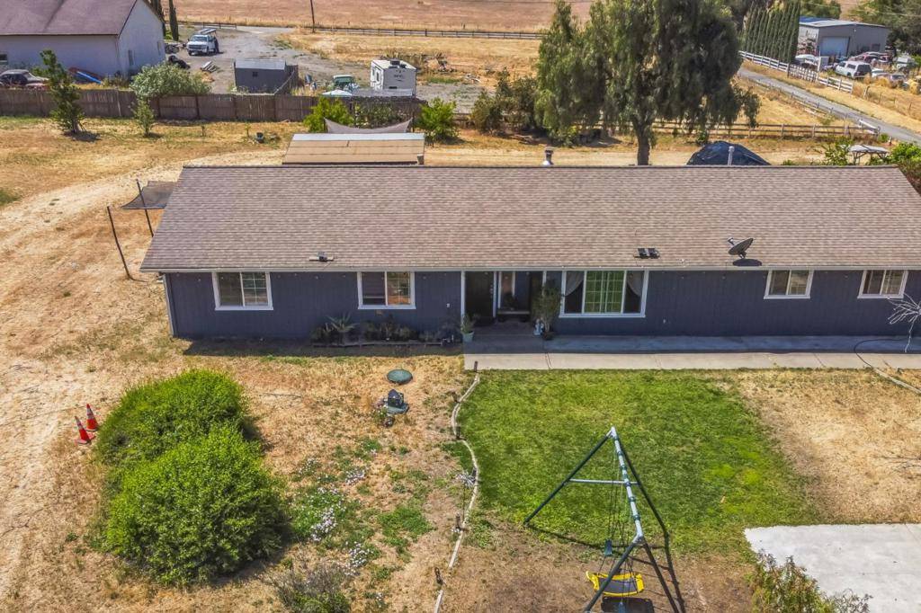 Hollister, CA 95023,80 Mansfield RD